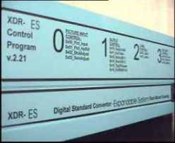 Xdr_es_frontpanel_menu.jpg (6786 bytes)